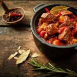 Rindergulasch-Rindsgulasch-ungarisches-Gulasch